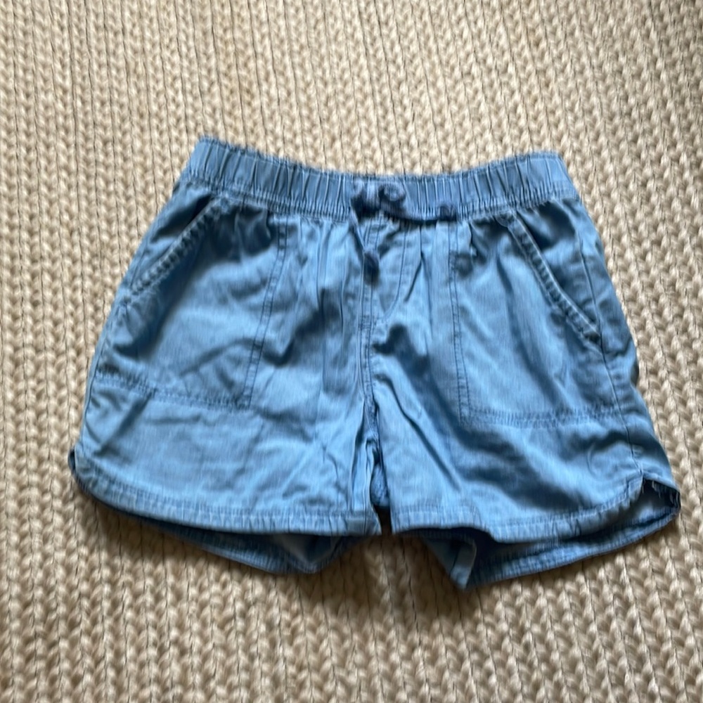 Gaps Kids Girls Light Denim Shorts- Medium (7/8)